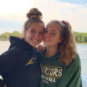 Meet your Posher, Isabel